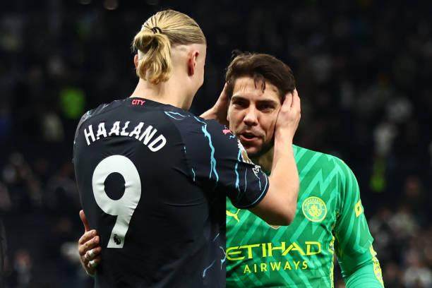 名宿：奥特加为曼城赢得英超冠军 枪迷咒骂孙兴慜