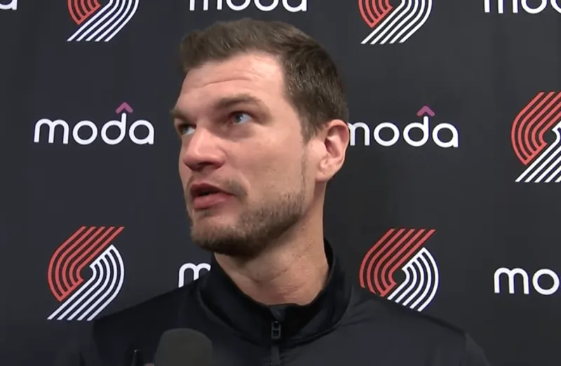 开云体育app-斯普利特：杨瀚森身体素质正变得更好，体能正变得更加充沛